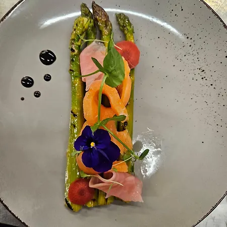 מלון Aster Restaurant Aux Arcades