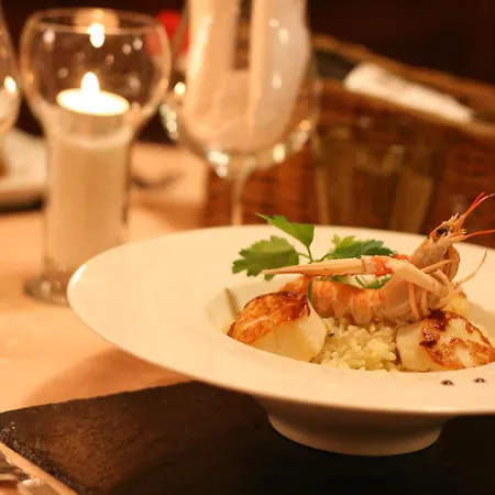 ホテル Aster Restaurant Aux Arcades