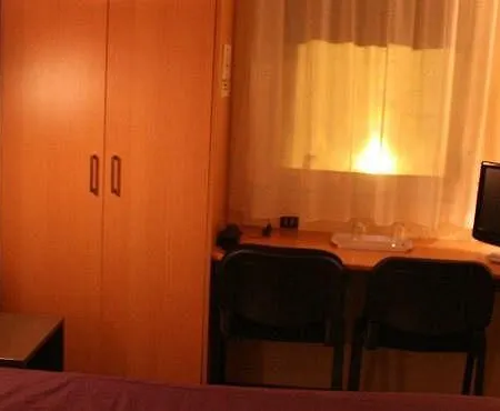 Aster Restaurant Aux Arcades Hotel 3*