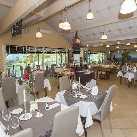 Aster Restaurant Aux Arcades 3*
