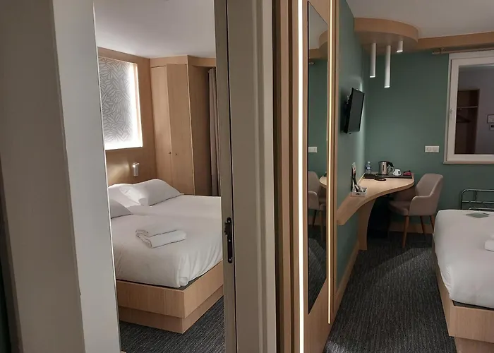 Aster Restaurant Aux Arcades Hotel Briey