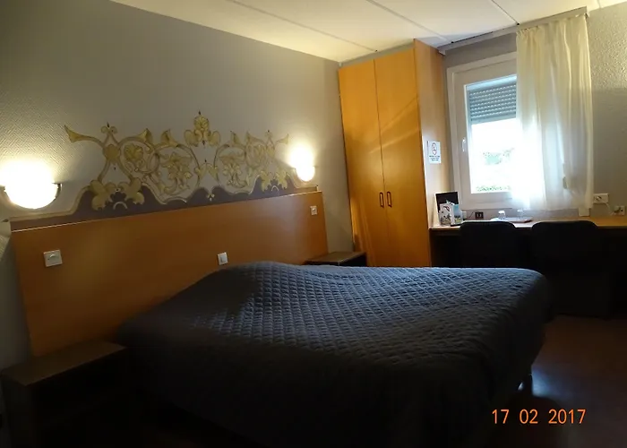 Aster Restaurant Aux Arcades Hotel Briey