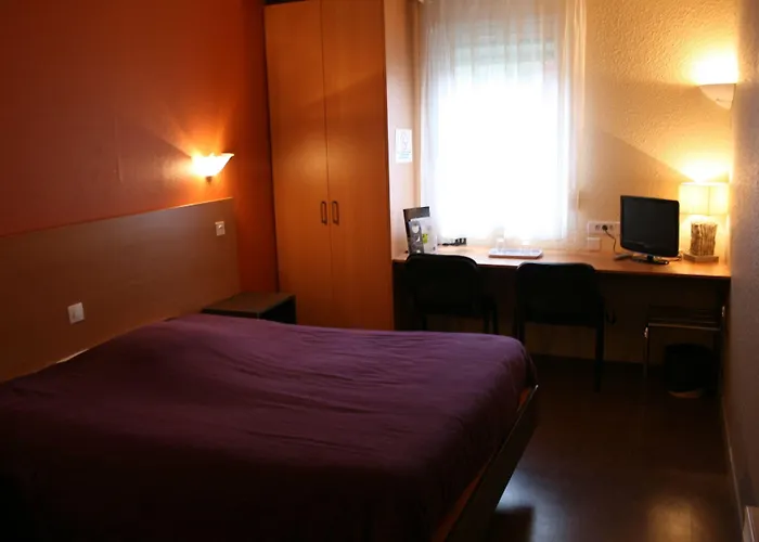 Aster Restaurant Aux Arcades Hotel 3*